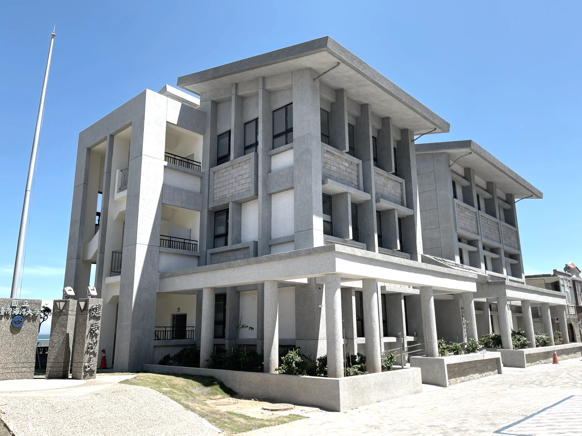 以重複與轉折形成秩序｜實景照片